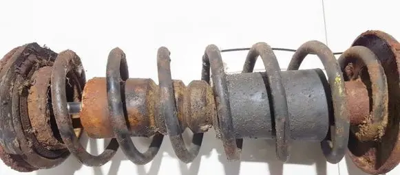 Volkswagen Golf III Rear coil spring