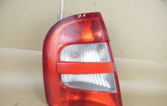 Skoda Fabia Mk1 (6Y) Rear/tail lights 6Y6945095 XU3X13405AA