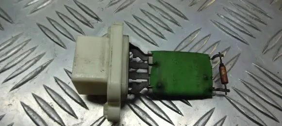 Ford Focus Heater blower fan relay 
