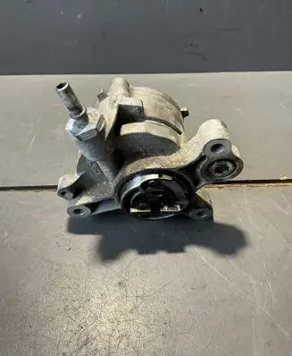 Peugeot 407 Vacuum pump D1651C1