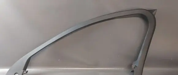 Volvo V90 Cross Country Front door glass trim molding 31693187 31417234