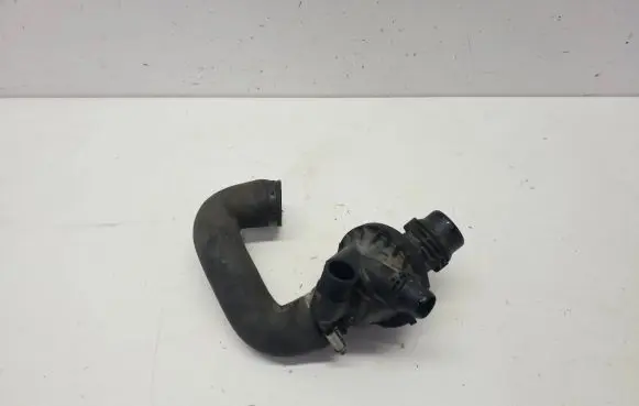 BMW X3 F25 Thermostat housing 7586783