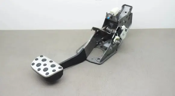 Lexus RX 450H Brake pedal 9951020041
