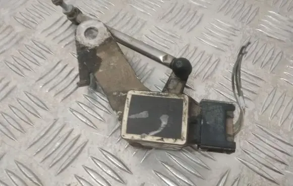BMW 5 E60 E61 Headlight/headlamp level sensor 1093697