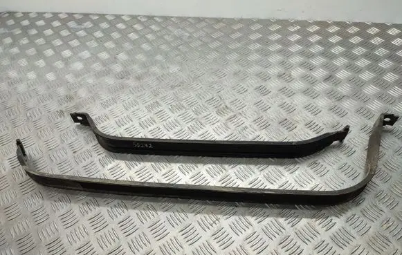 KIA Sorento Fuel tank mounting bracket 