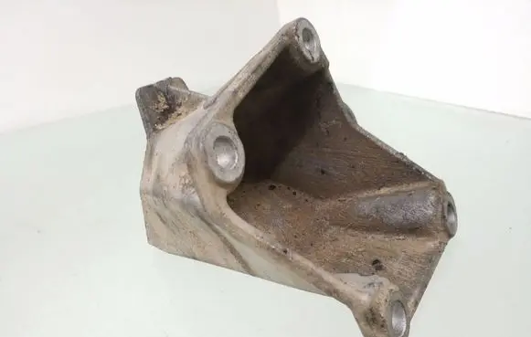 Audi A6 S6 C4 4A Gearbox mounting bracket 4A0399114G