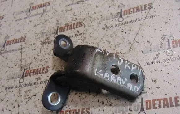Toyota Avensis T270 Front door upper hinge