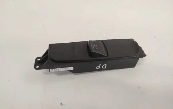 Mercedes-Benz Vito Viano W639 Electric window control switch A6395450613