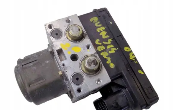 Toyota Avensis Verso ABS Pump 4451044051