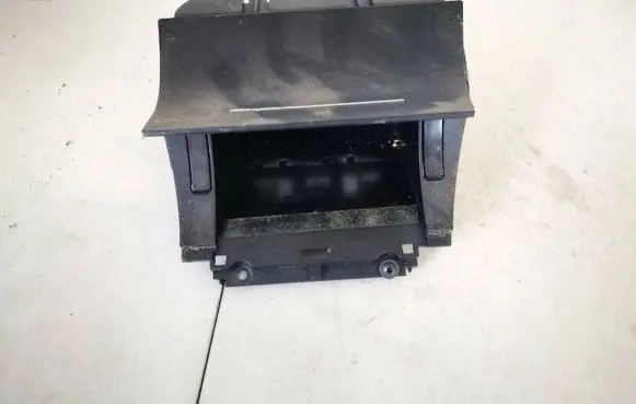 Car ashtray