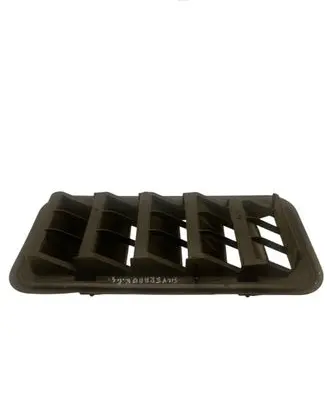 Chevrolet Silverado Quarter panel pressure vent 18106265