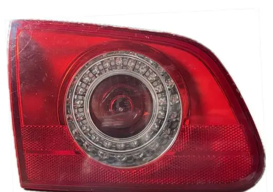 Volkswagen PASSAT B6 Tailgate rear/tail lights