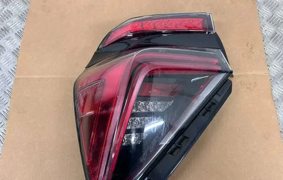 Toyota Mirai Tailgate rear/tail lights