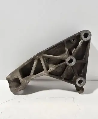 Opel Astra H Engine mounting bracket 13174501 2581