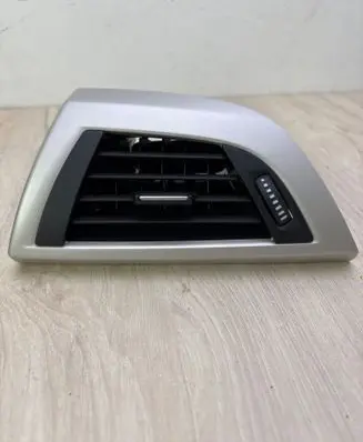 BMW 1 F20 F21 Dashboard side air vent grill/cover trim 9205355 507889