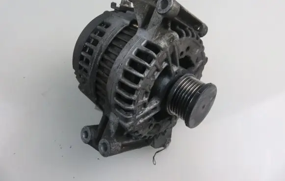 Mercedes-Benz C W204 Generator/alternator 0121715029 0131549002
