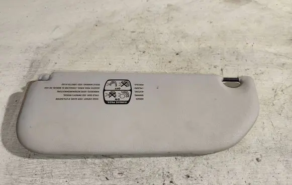 Sun visor