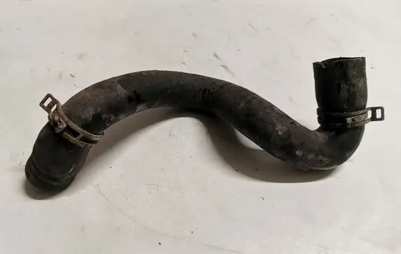 Volvo S40 Engine coolant pipe/hose
