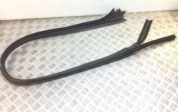 Mercedes-Benz E W238 Front door rubber seal A2386706800