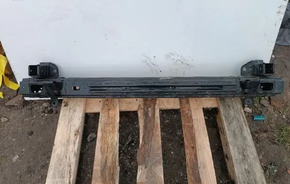 Hyundai Santa Fe Front bumper support beam 