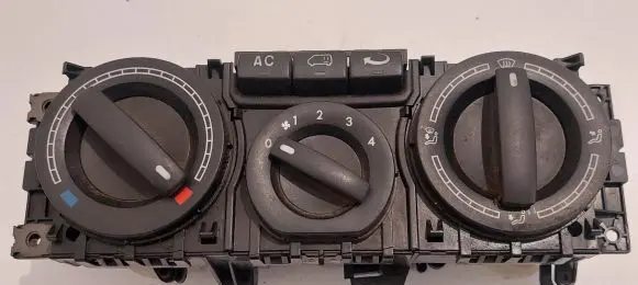 Volkswagen Transporter - Caravelle T5 Climate control unit 69740005 7H0820045AB 310805