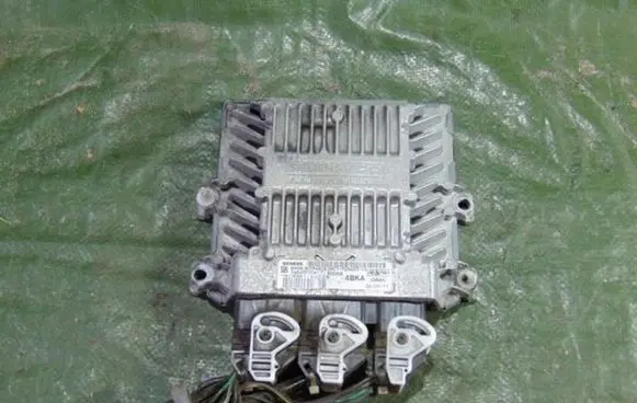 Ford C-MAX I Engine control unit/module 5WS40512A
