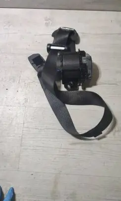 Jeep Cherokee Front seatbelt P1UU51DX9AB