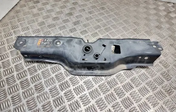 Top upper radiator support slam panel