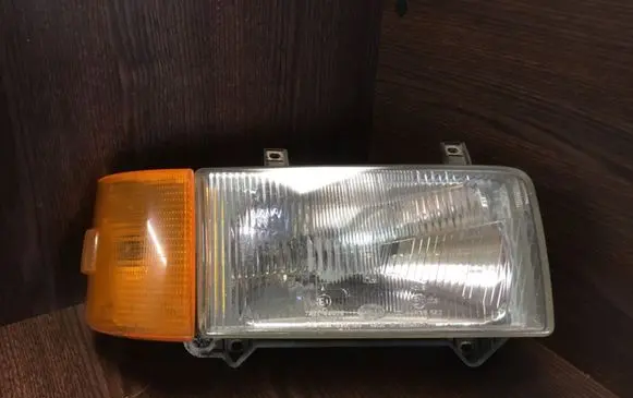 Volkswagen Transporter - Caravelle T4 Headlight/headlamp 11735701 9GH11735701 30113637000