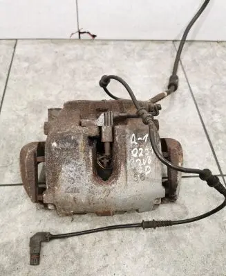 Mercedes-Benz C W203 Front brake caliper