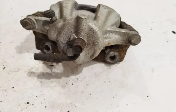 Honda CR-V Front brake caliper