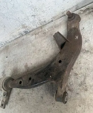 Nissan Quest Front lower control arm/wishbone