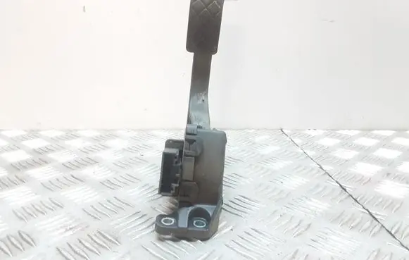 Audi A6 S6 C6 4F Accelerator throttle pedal 4F1721523B
