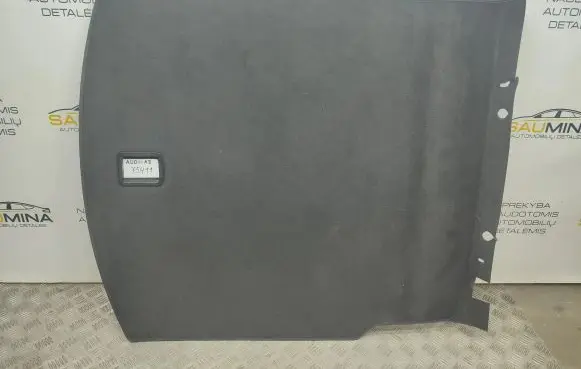 Trunk/boot floor carpet liner