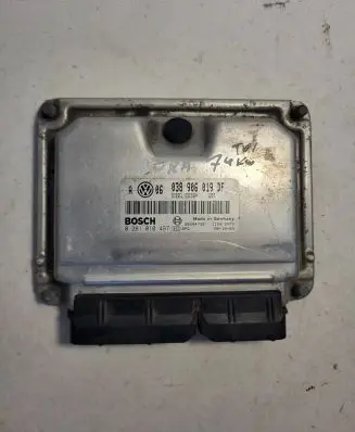 Volkswagen Golf IV Engine control unit/module 038906019DF 0281010497 28SA4730