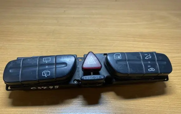 Mercedes-Benz C W203 Other switches/knobs/shifts 2038219058 C3798