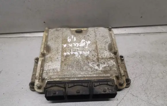 Renault Laguna II Engine control unit/module 0281010297 8200048297 8200112661