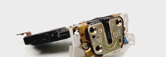 Subaru Forester SG Front door lock