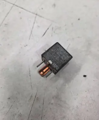 Audi A4 S4 B5 8D Other relay 191937503
