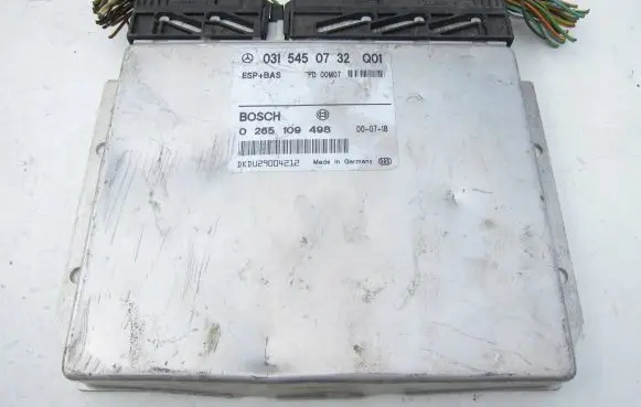 Mercedes-Benz E W210 ESP (stability system) control unit 0315450732 0265109498