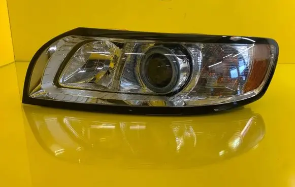 Volvo S40 Headlight/headlamp 31265698