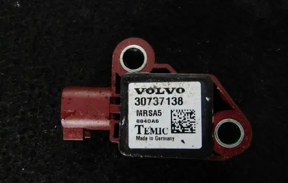 Volvo V50 Airbag deployment crash/impact sensor 30737138 8840a6