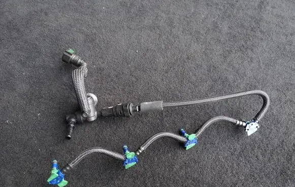 Ford Focus Fuel return line/hose 