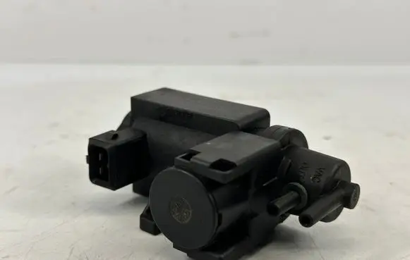 Vacuum valve