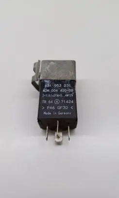 Audi A6 S6 C4 4A Other relay 431953231 4DM00442002