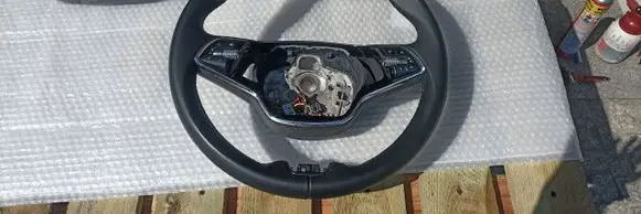 Skoda Octavia Mk4 Steering wheel 5E3959542H