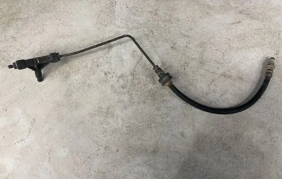 Volvo V50 Clutch pipe/line 