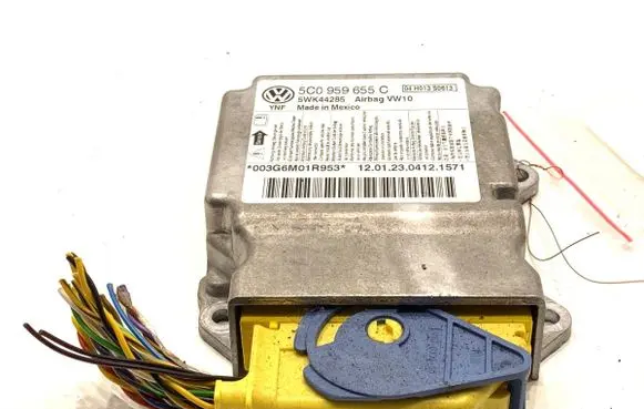 Volkswagen Jetta VI Airbag deployment crash/impact sensor 5C0959655C