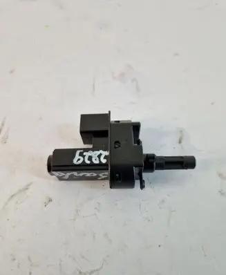 Ford Fiesta Clutch pedal sensor 4M5T7C684AA