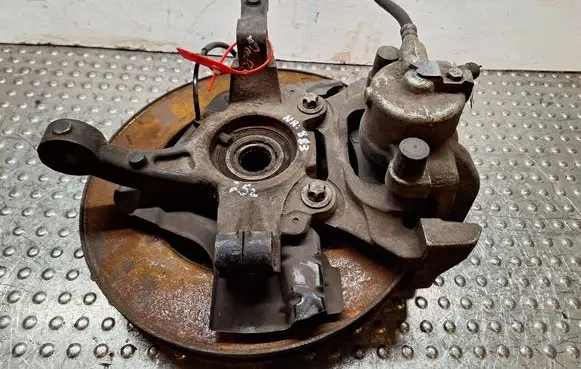 Fiat 500L Front wheel hub spindle knuckle S25056884 51910432
